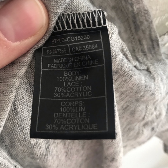 Cupcakes and cashmere top size small - Picture 5 of 5